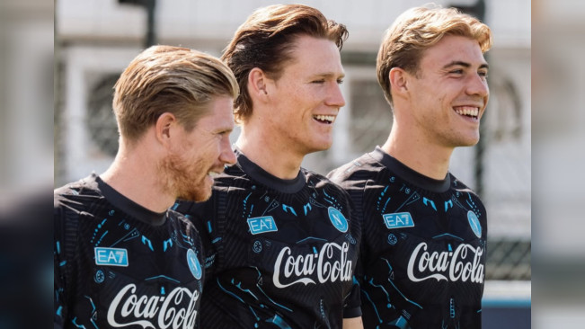 Tiga pemain Napoli yang pulang ke Manchester. [Instagram]